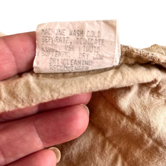 Vintage Action Wear Size Large Womens Jacket Quilted Beige Fall Embroidered - Picture 6 of 7